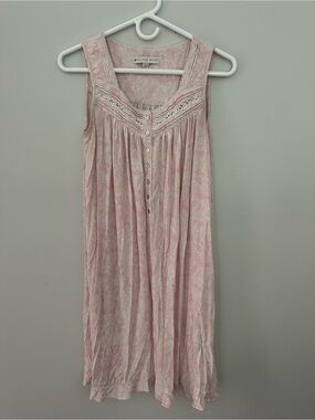 Eileen West Nightgown